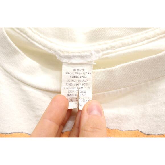 Vintage Sailing Club USA Crop Top T Shirt Small - Picture 5 of 9